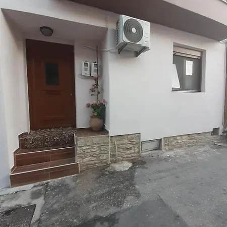 Holiday home Lazaros